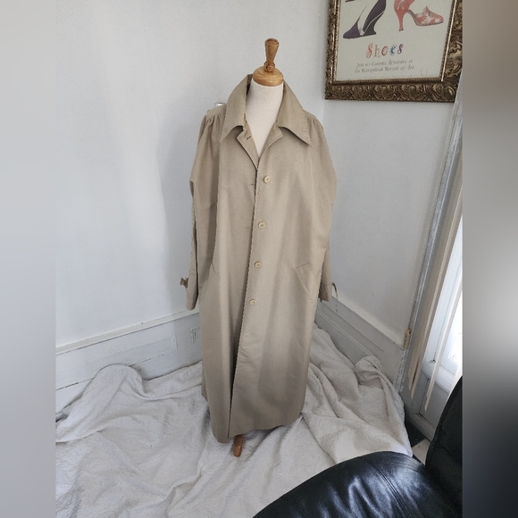 Trench coat - Picture 1 of 3